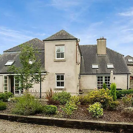 Stone House Kiltegan Nyaraló *